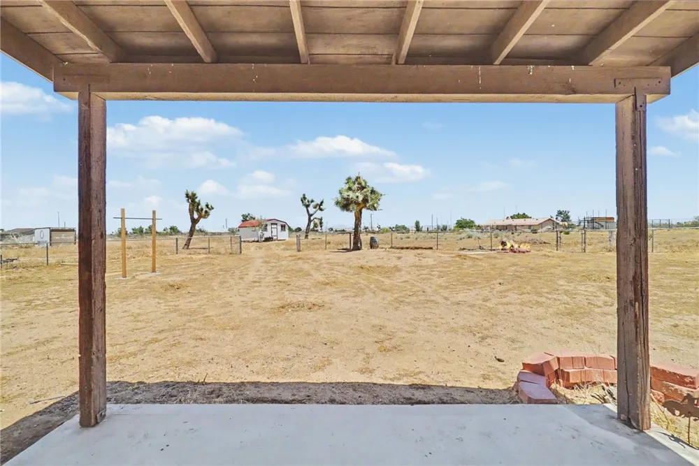 13451 Sonora Road Phelan, CA 92371