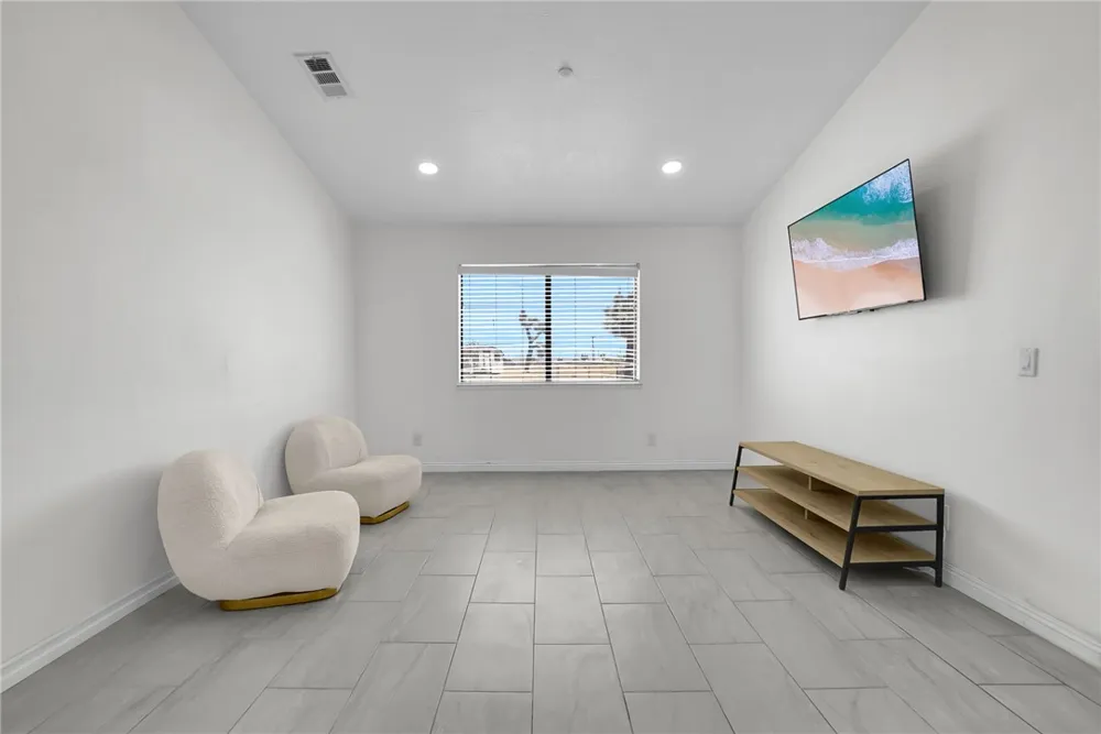 13451 Sonora Road Phelan, CA 92371