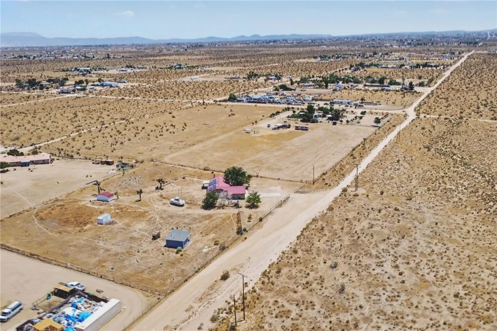 13451 Sonora Road Phelan, CA 92371