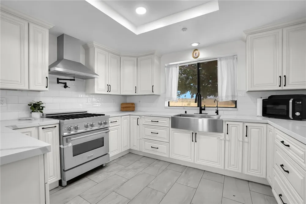 13451 Sonora Road Phelan, CA 92371