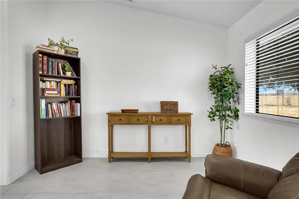 13451 Sonora Road Phelan, CA 92371