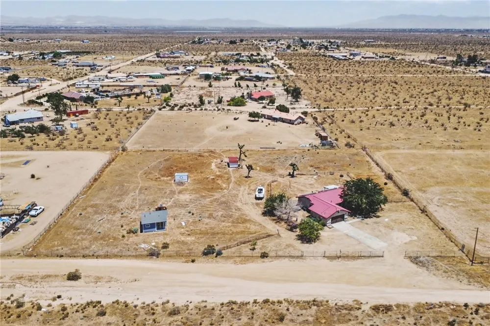 13451 Sonora Road Phelan, CA 92371