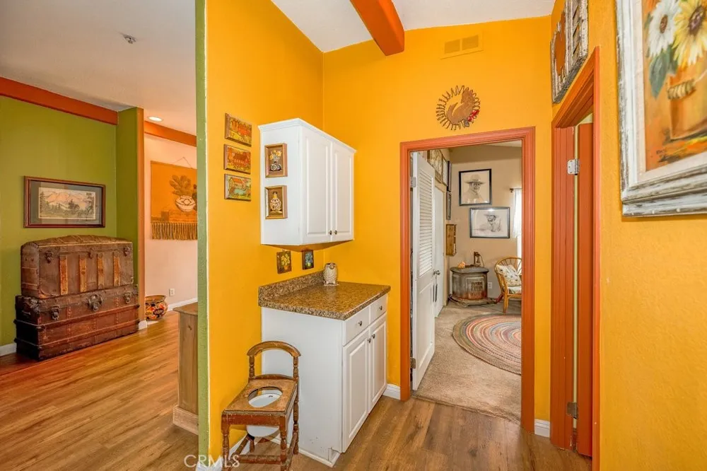 33330 Palen Agua Dulce, CA 91350