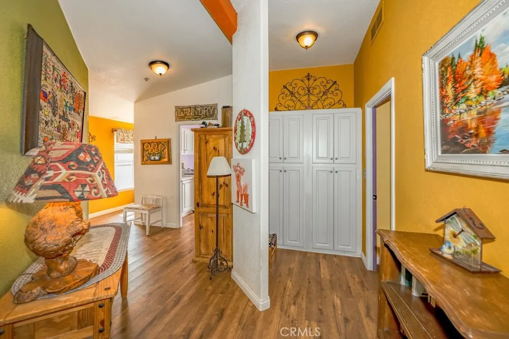 33330 Palen Agua Dulce, CA 91350