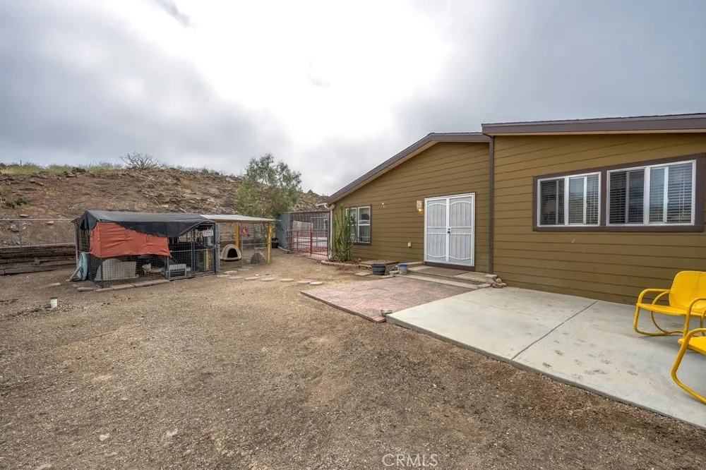 33330 Palen Agua Dulce, CA 91350
