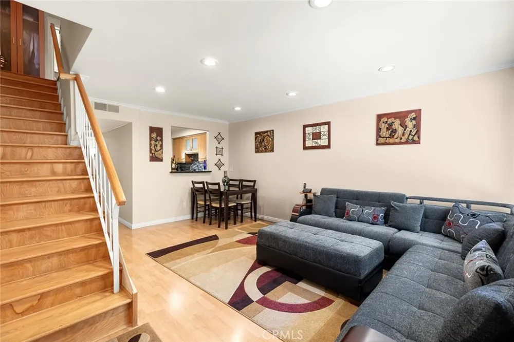 6312 Morse Avenue North Hollywood, CA 91606