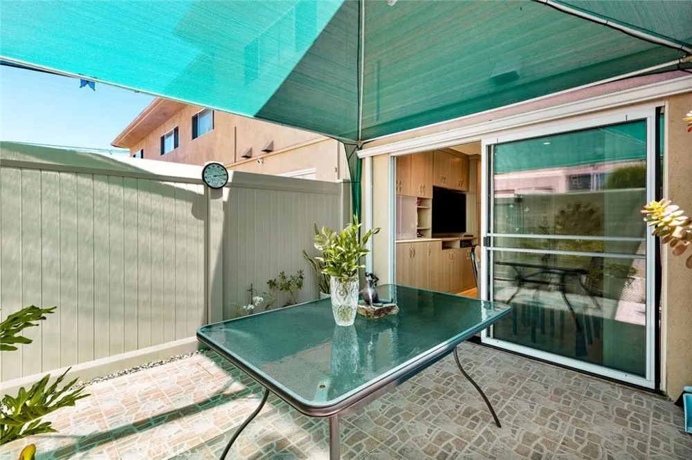 6312 Morse Avenue North Hollywood, CA 91606
