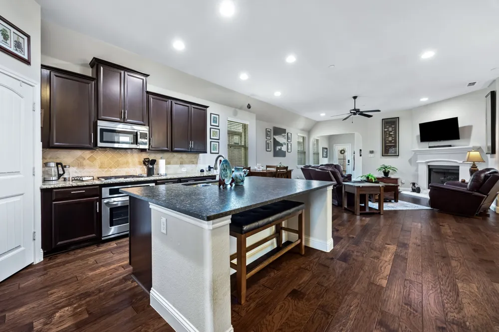 8641 Gracewood Drive McKinney, TX 75070