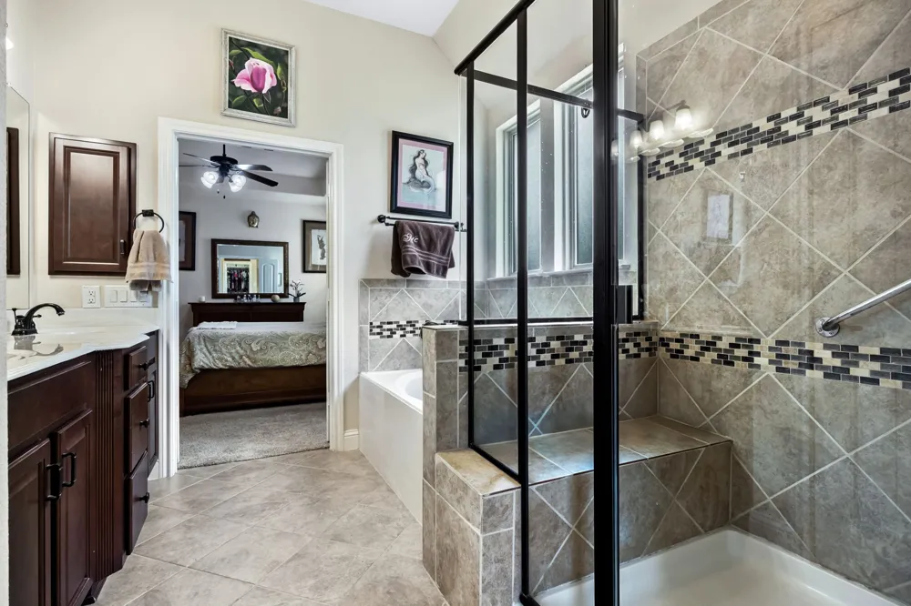 8641 Gracewood Drive McKinney, TX 75070