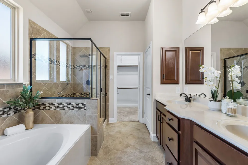 8641 Gracewood Drive McKinney, TX 75070