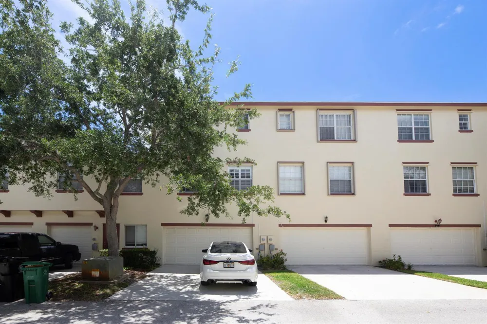 1890 SE Interlachen Drive Port St. Lucie, FL 34952
