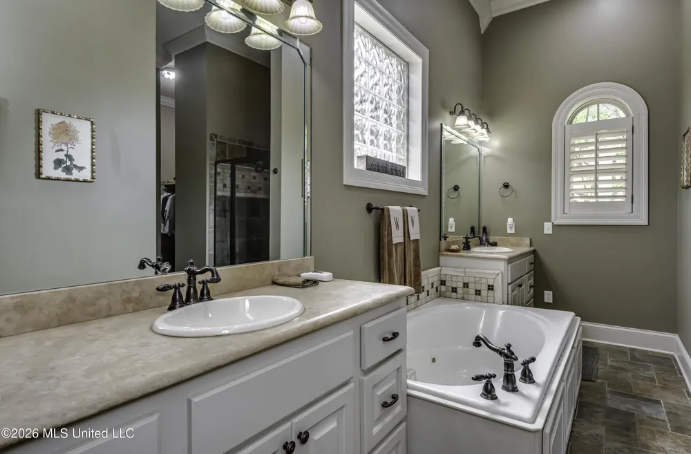 505 Jasper Circle Flowood, MS 39232