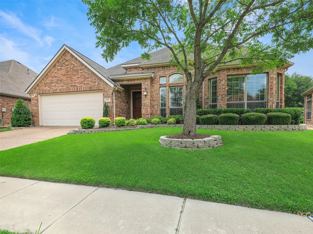 805 Barton Springs Drive Fairview, TX 75069