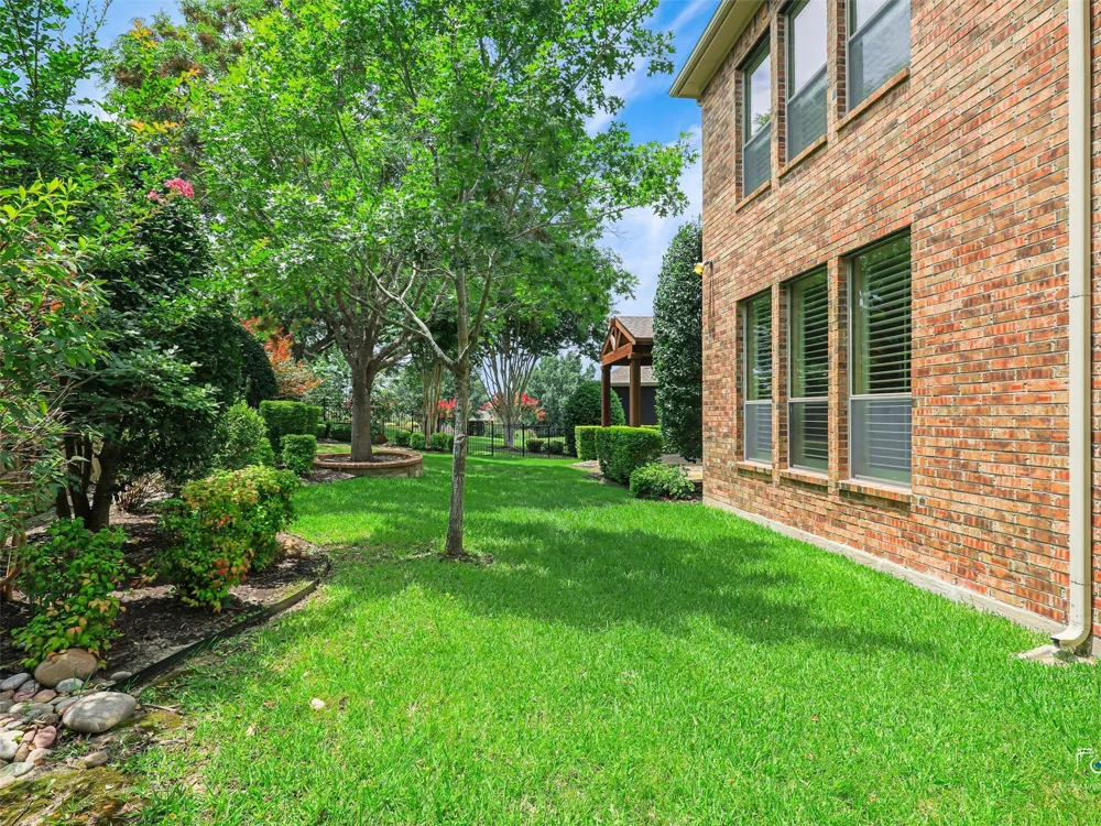 805 Barton Springs Drive Fairview, TX 75069