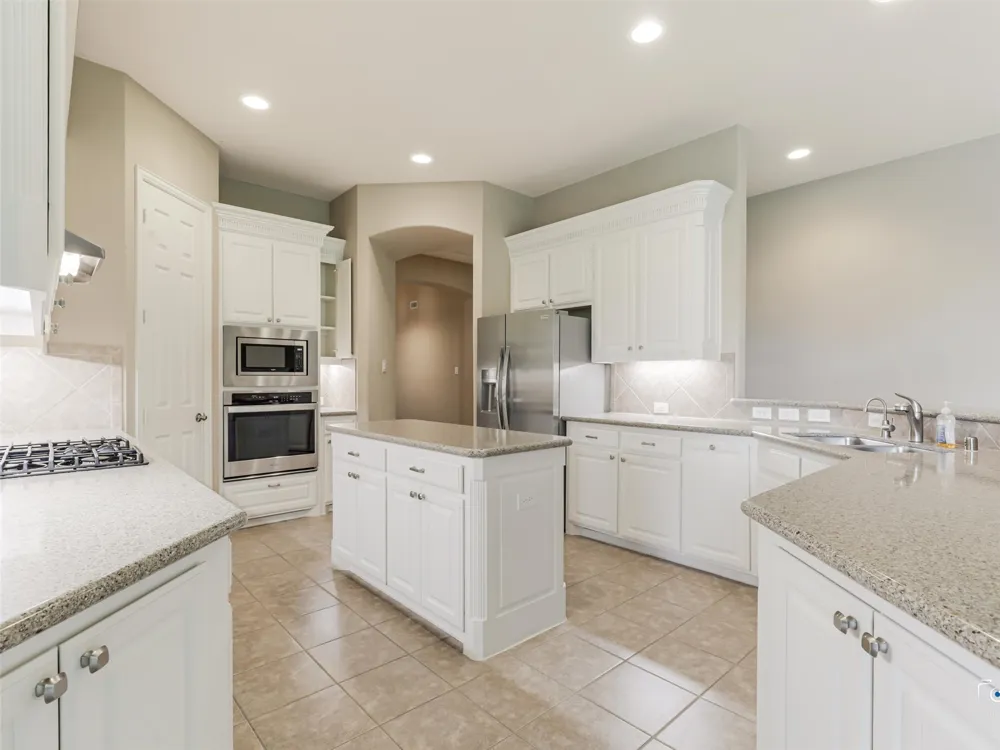 805 Barton Springs Drive Fairview, TX 75069