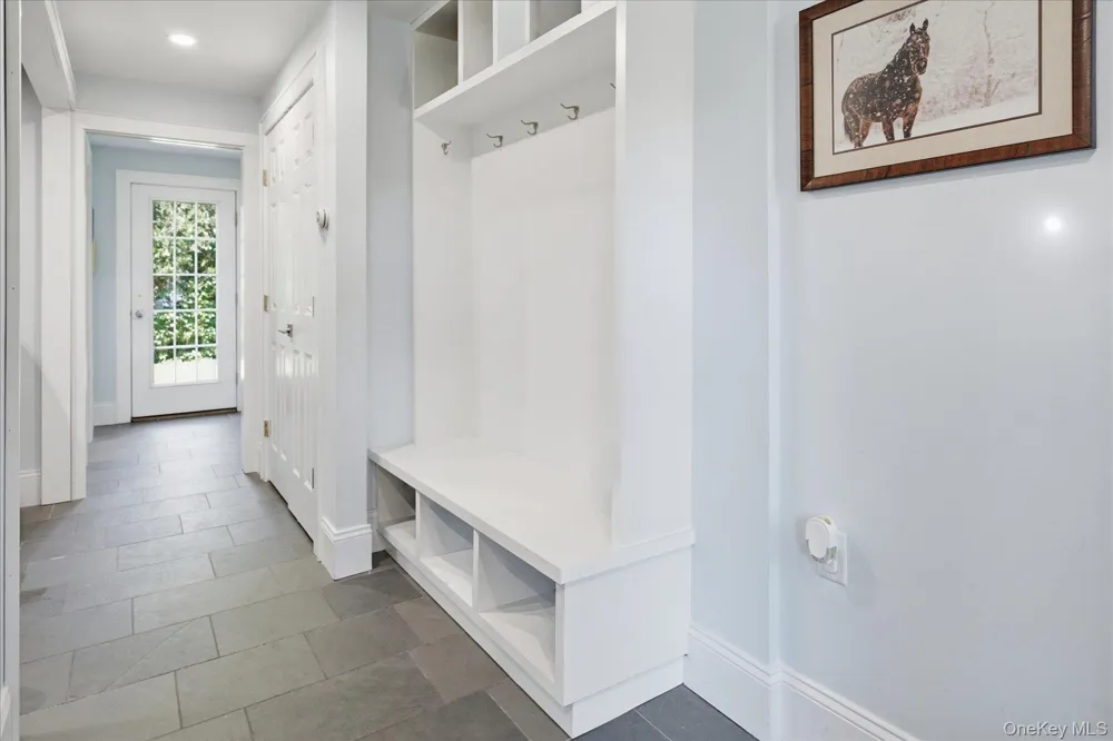 7 Vine Street Bayville, NY 11709