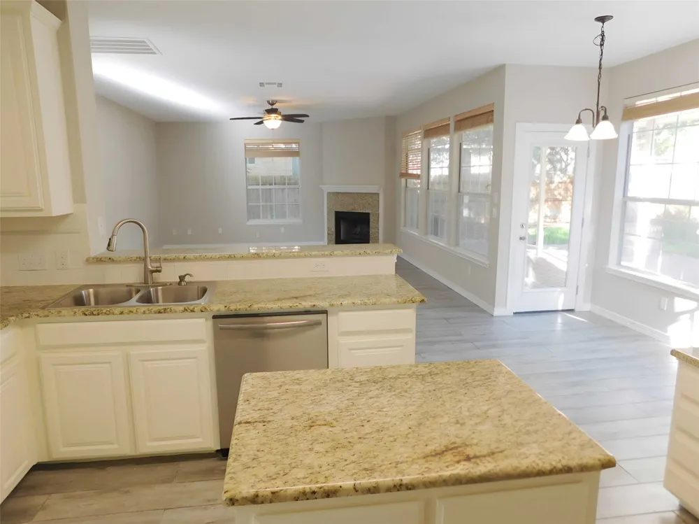 30003 OAKLAND HILLS DRIVE Georgetown, TX 78628
