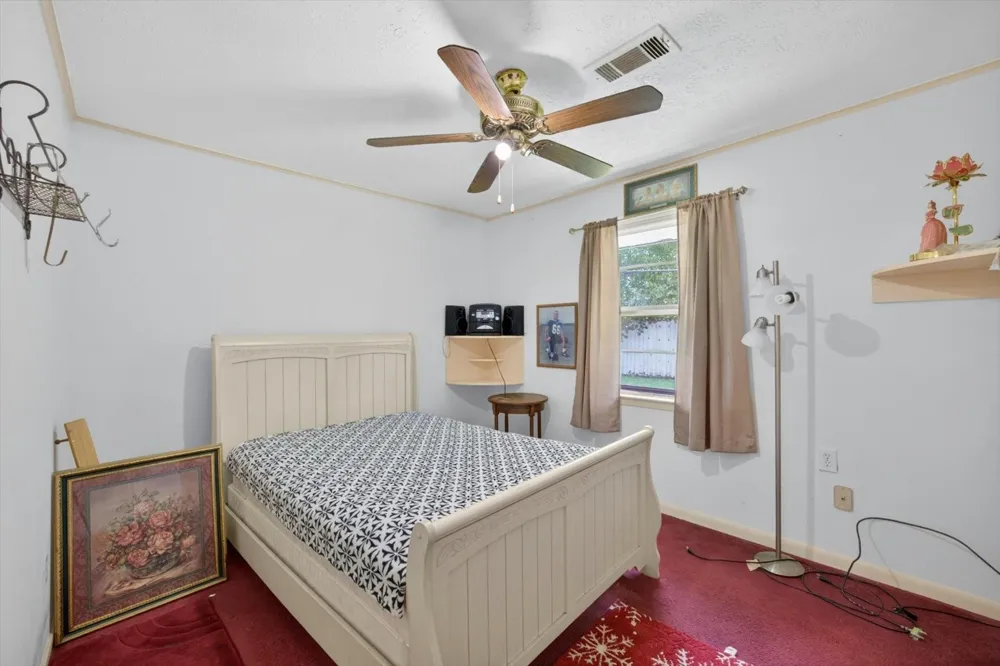 1313 Plymouth Street Pasadena, TX 77502