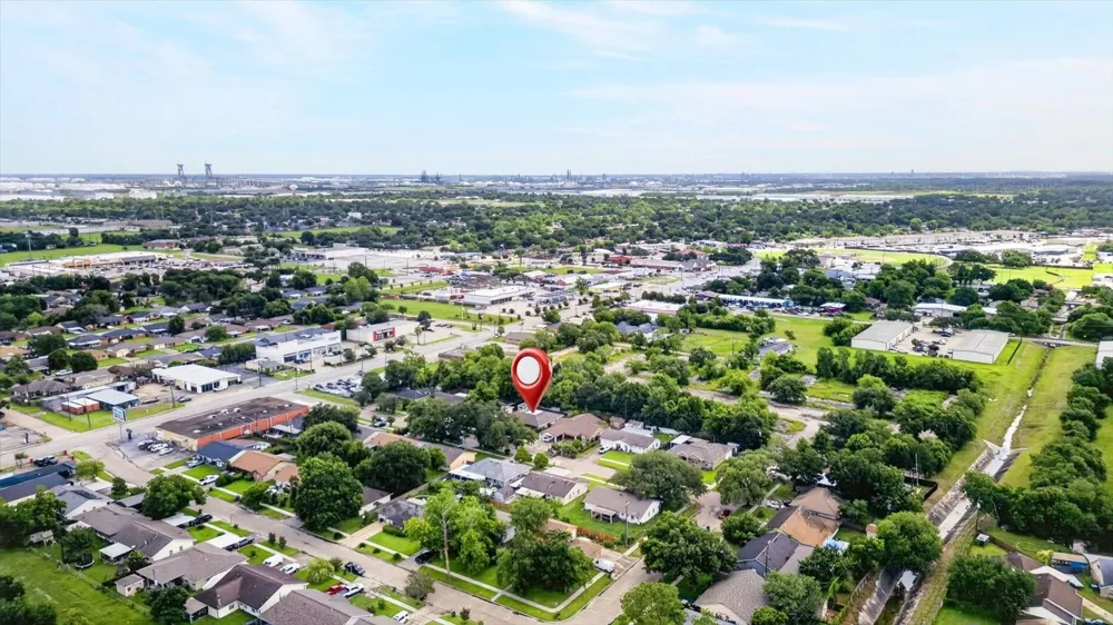 1313 Plymouth Street Pasadena, TX 77502
