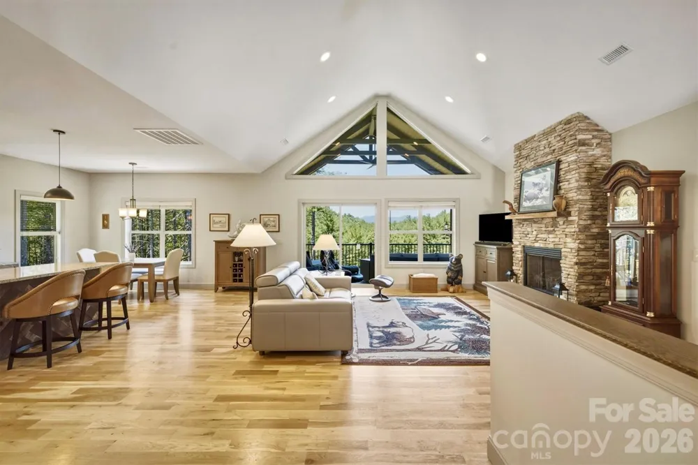 5515 Cedar Cove Way Lenoir, NC 28645