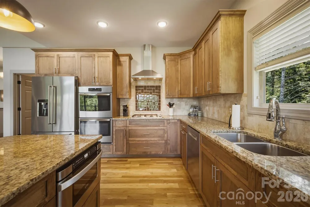 5515 Cedar Cove Way Lenoir, NC 28645