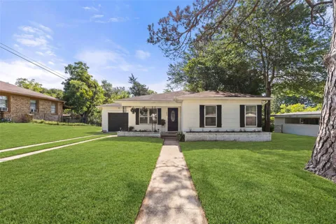 205 Hampshire Drive