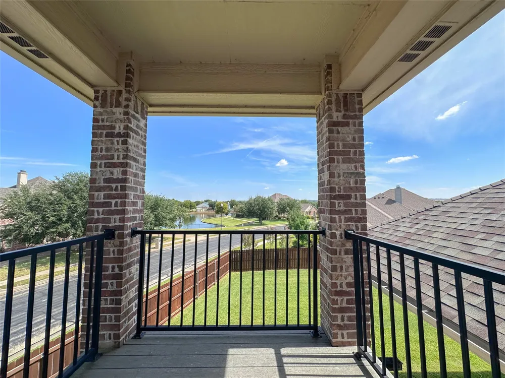 1100 Wessex Drive Woodway, TX 76712