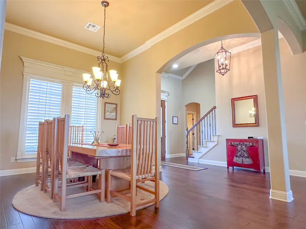 1100 Wessex Drive Woodway, TX 76712