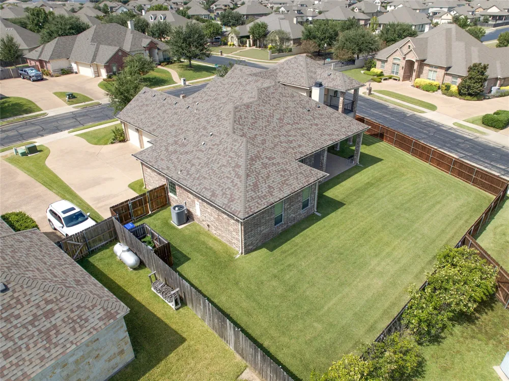1100 Wessex Drive Woodway, TX 76712