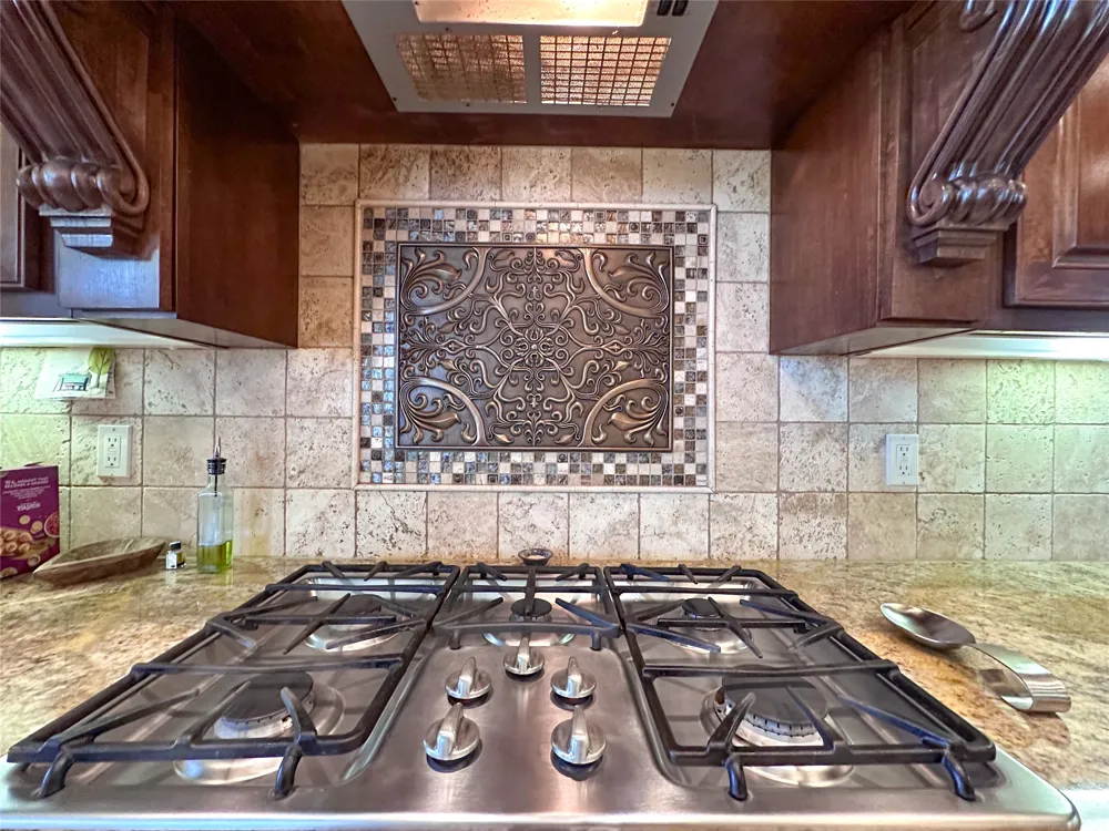 1100 Wessex Drive Woodway, TX 76712