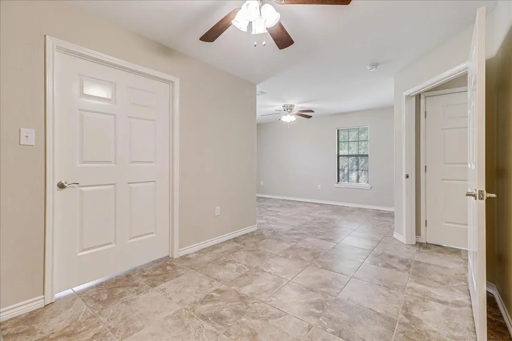 2111 E Lott Avenue Kingsville, TX 78363