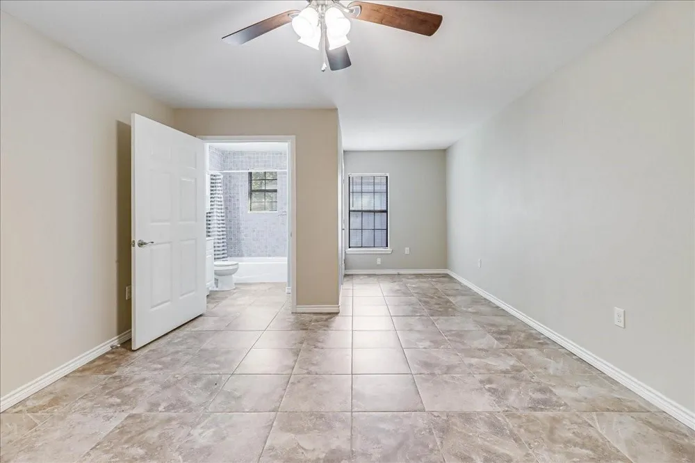 2111 E Lott Avenue Kingsville, TX 78363