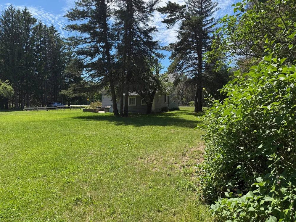 9748 US 31 Free Soil, MI 49411