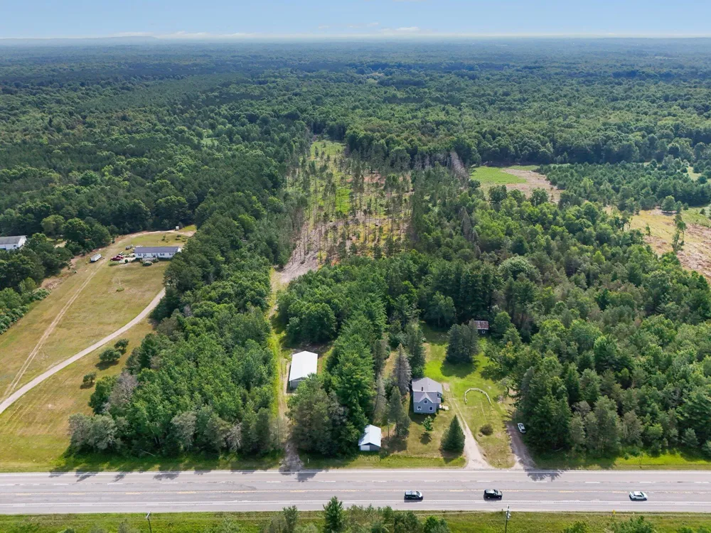 9748 US 31 Free Soil, MI 49411