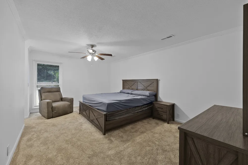 14 Hummingbird Cv Jackson, TN 38305