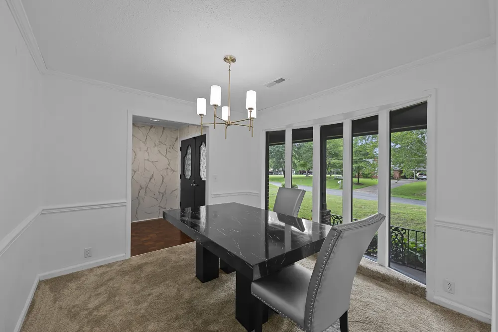 14 Hummingbird Cv Jackson, TN 38305