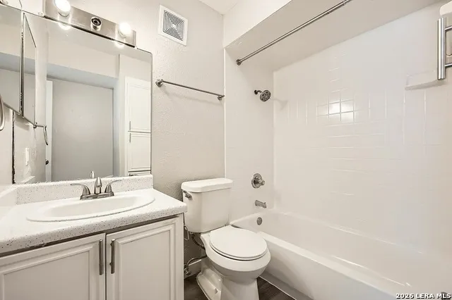 3523 FAWN VALLEY DR Unit 1016 Dallas, TX 75224