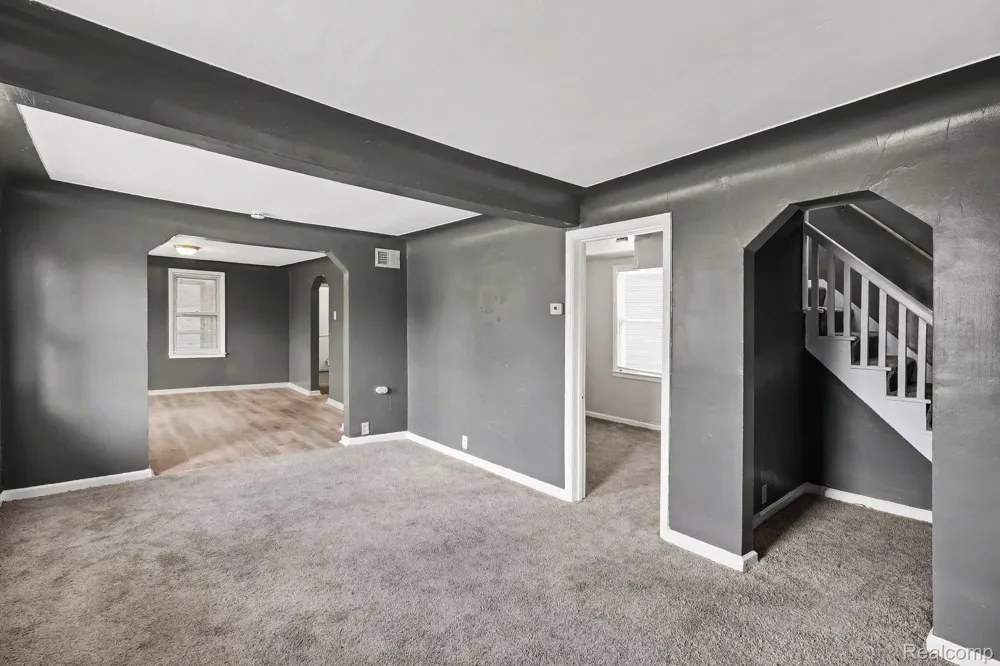 21716 LAKEVIEW STREET St Clair Shores City, MI 48080