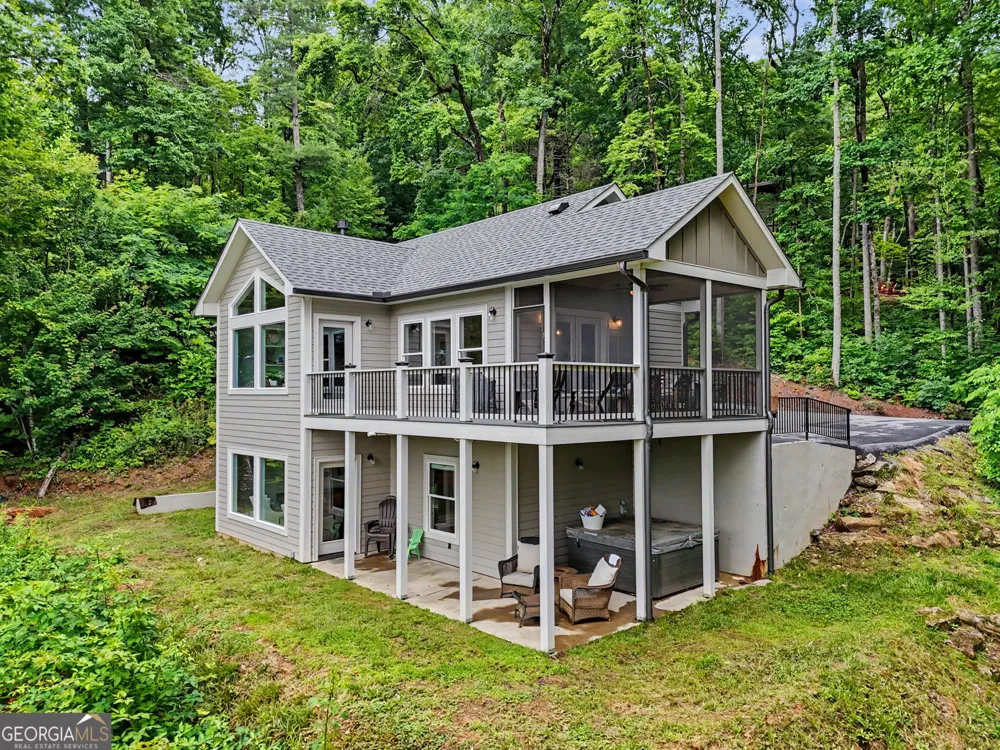 741 Autumn Ridge DR Clayton, GA 30525