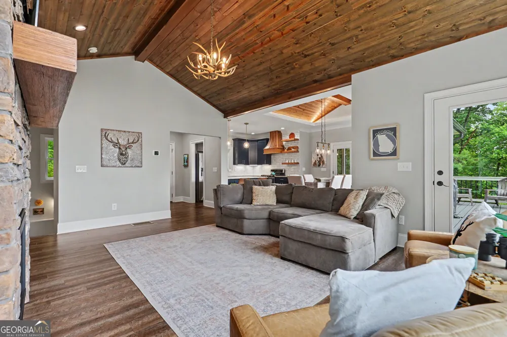 741 Autumn Ridge DR Clayton, GA 30525