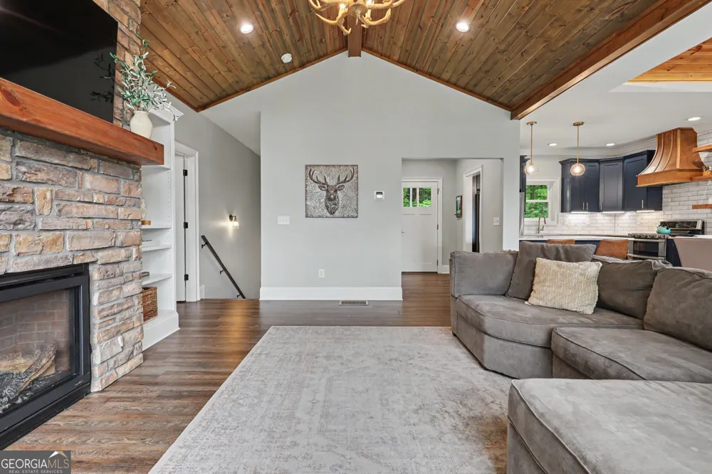 741 Autumn Ridge DR Clayton, GA 30525