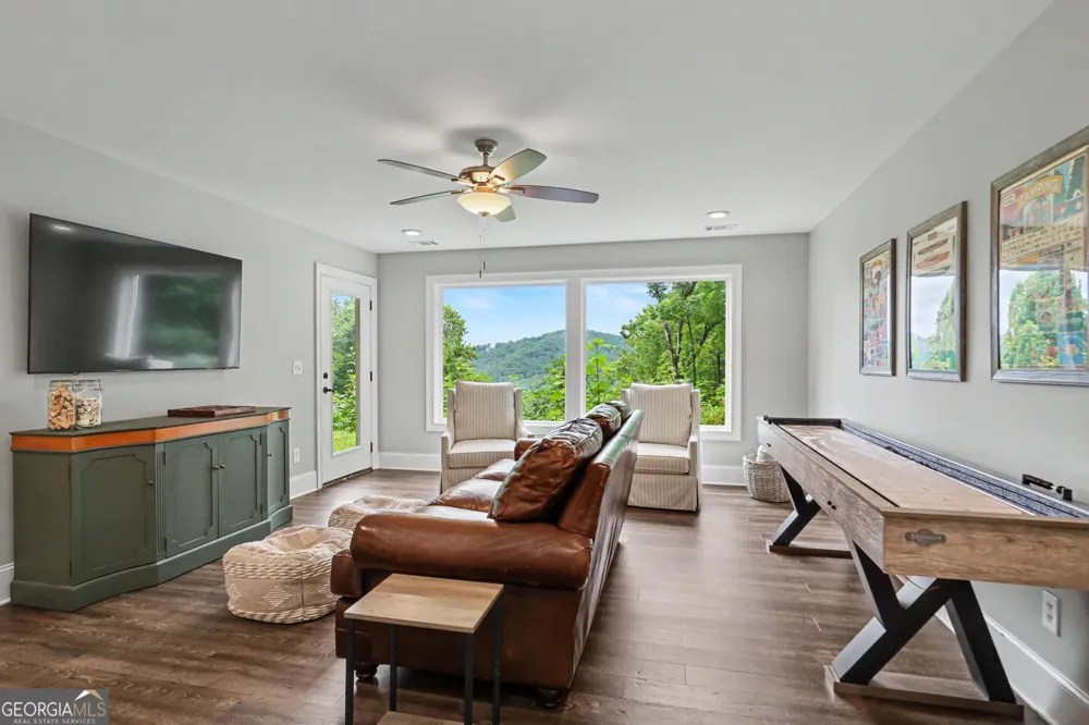 741 Autumn Ridge DR Clayton, GA 30525