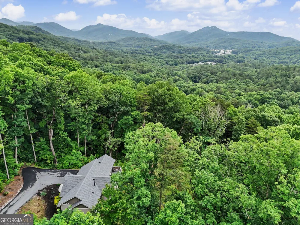 741 Autumn Ridge DR Clayton, GA 30525