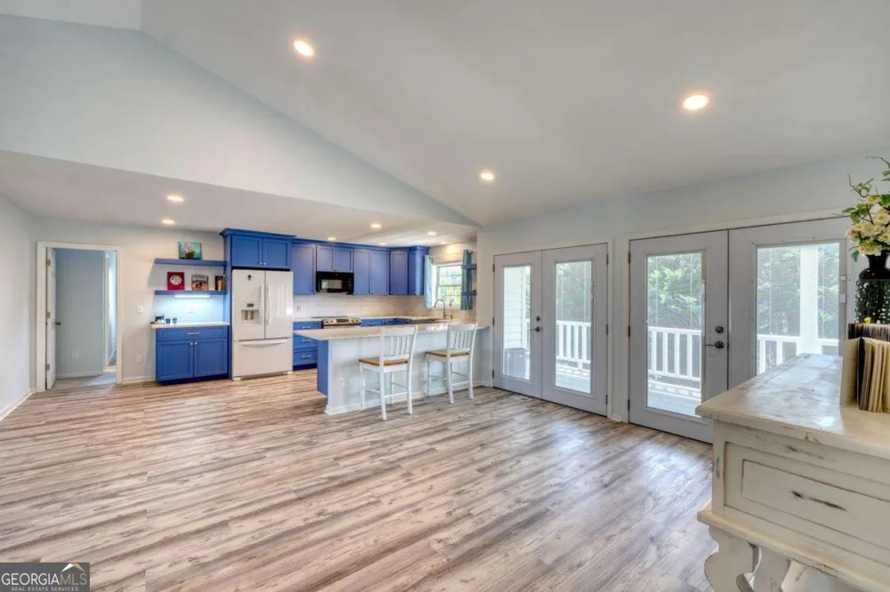 2112 J V Ledford RD Young Harris, GA 30582