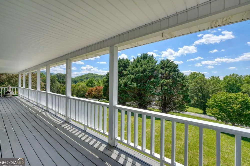 2112 J V Ledford RD Young Harris, GA 30582
