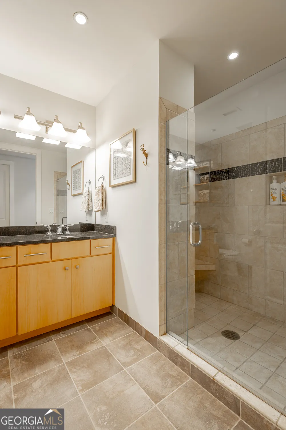 4 Cherokee BLVD Chattanooga, TN 37405