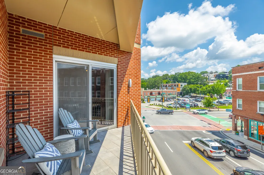 4 Cherokee BLVD Chattanooga, TN 37405