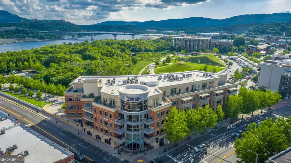 4 Cherokee BLVD Chattanooga, TN 37405