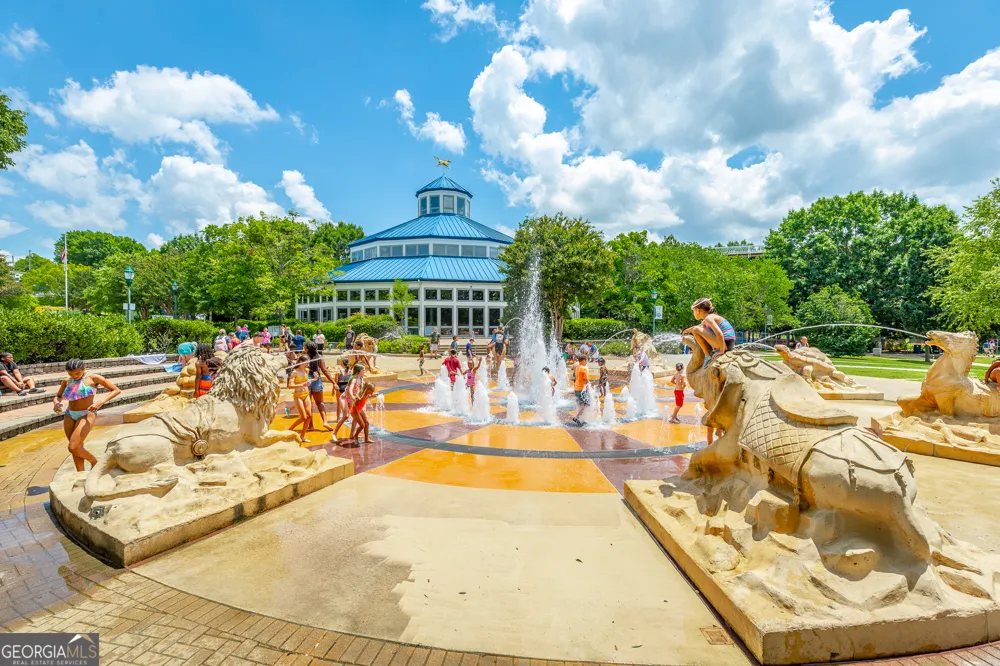 4 Cherokee BLVD Chattanooga, TN 37405
