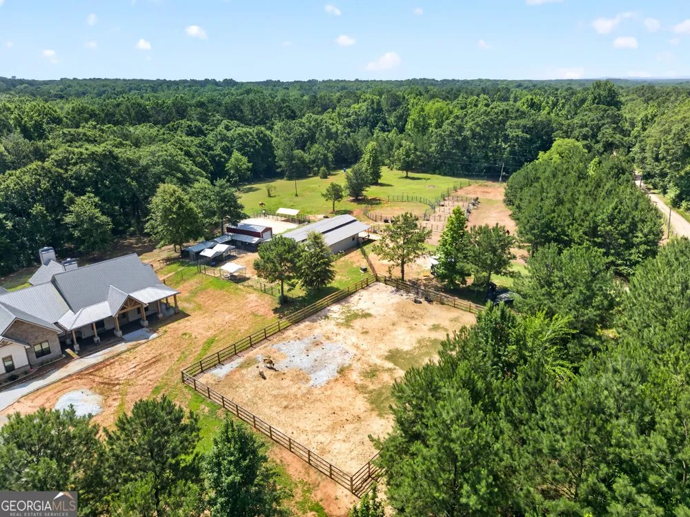 289 Maple DR Williamson, GA 30292